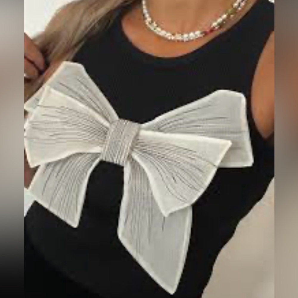 Black Top with Large White Bow Size Small